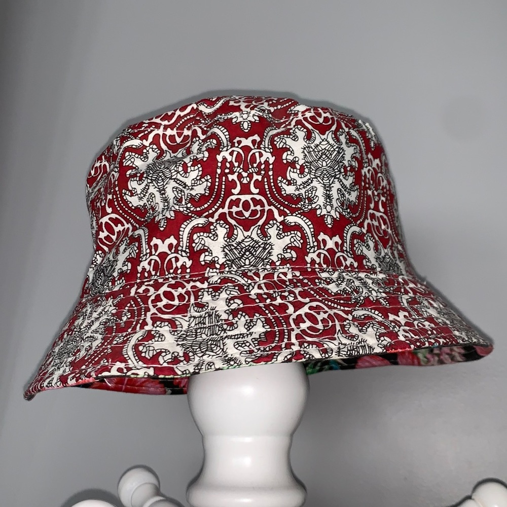 reversible bucket hat